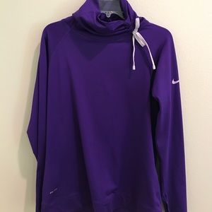 Women’s Nike Sweatshirt